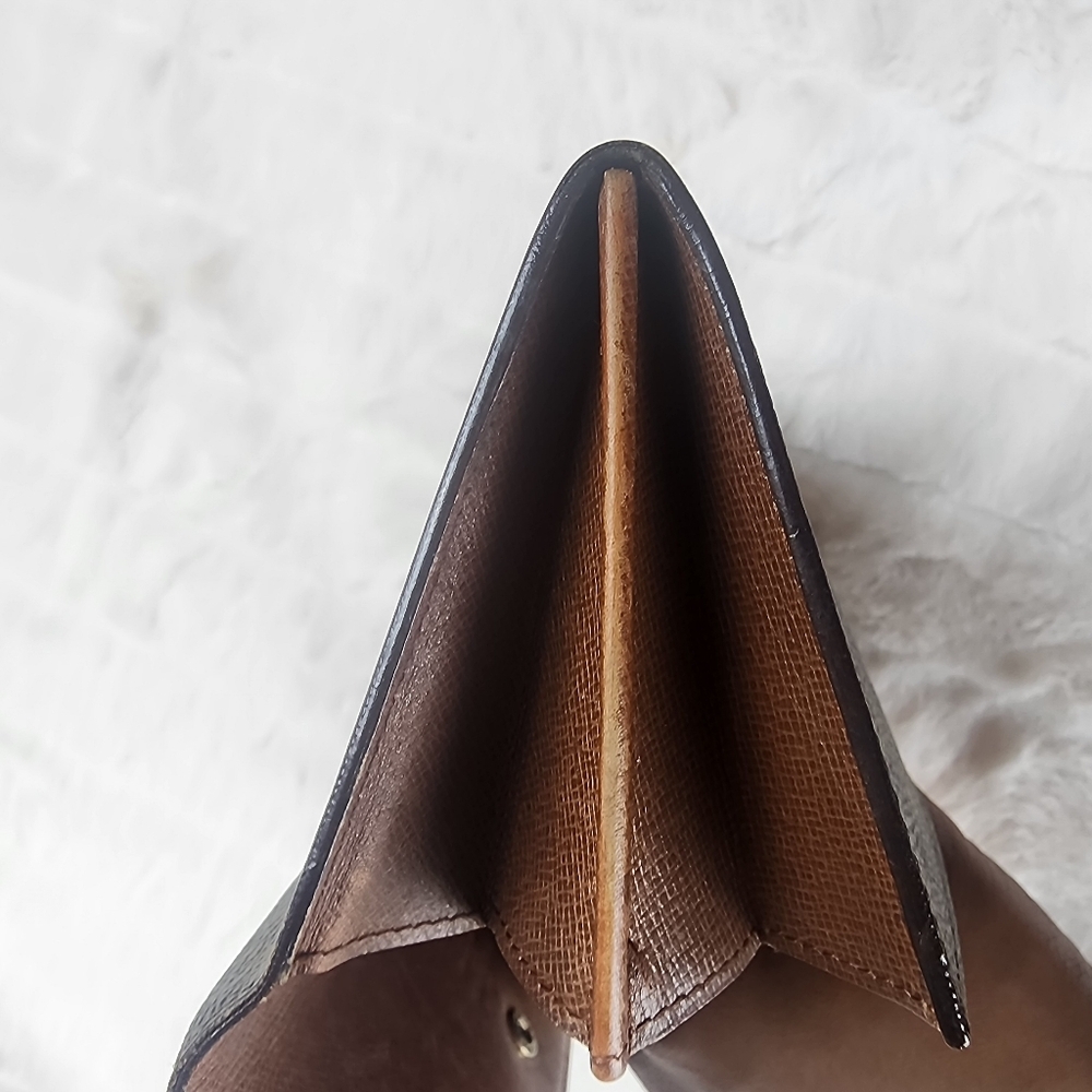 Louis Vuitton Long Wallet - Picture 6 of 9